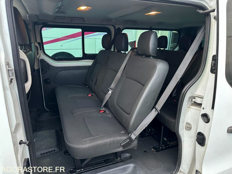 소형 버스, 승합차 Renault Trafic 8 places / ED-593-MY / 463 642kms : 사진 11 소형 버스, 승합차 Renault Trafic 8 places / ED-593-MY / 463 642kms : 사진 11