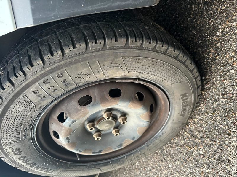 소형 버스, 승합차 Renault Trafic 8 places / ED-593-MY / 463 642kms : 사진 13 소형 버스, 승합차 Renault Trafic 8 places / ED-593-MY / 463 642kms : 사진 13