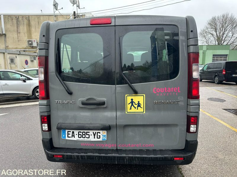 Renault Trafic 9 places / EA-685-YG / 329 719kms - 소형 버스, 승합차 : 사진 5 Renault Trafic 9 places / EA-685-YG / 329 719kms - 소형 버스, 승합차 : 사진 5