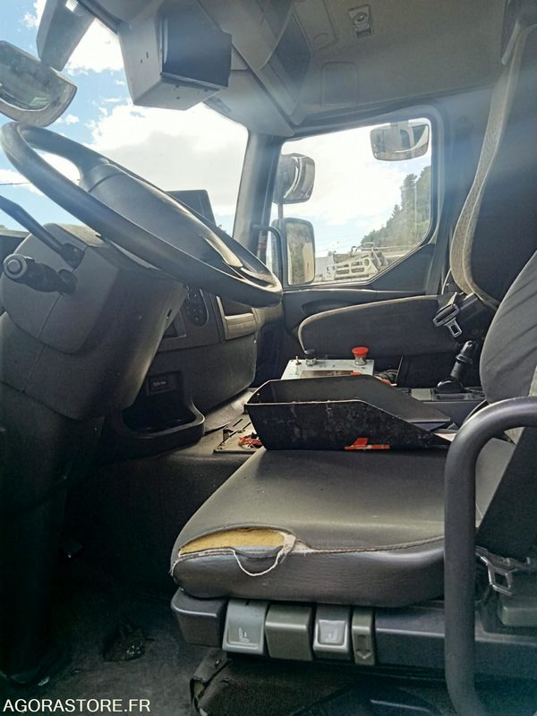 Renault Véhicule Industriel - Premium 280 - 쓰레기차 : 사진 4 Renault Véhicule Industriel - Premium 280 - 쓰레기차 : 사진 4