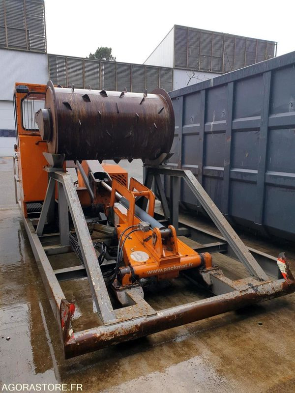Rouleau compacteur Packmat System sur berce 2015 - 롤러 : 사진 3 Rouleau compacteur Packmat System sur berce 2015 - 롤러 : 사진 3