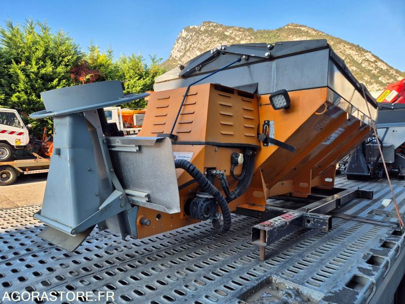 SALEUSE EPOKE S-2300 E 2000 AVEC MOTEUR AUXILIAIRE - 정원 장비 : 사진 4 SALEUSE EPOKE S-2300 E 2000 AVEC MOTEUR AUXILIAIRE - 정원 장비 : 사진 4