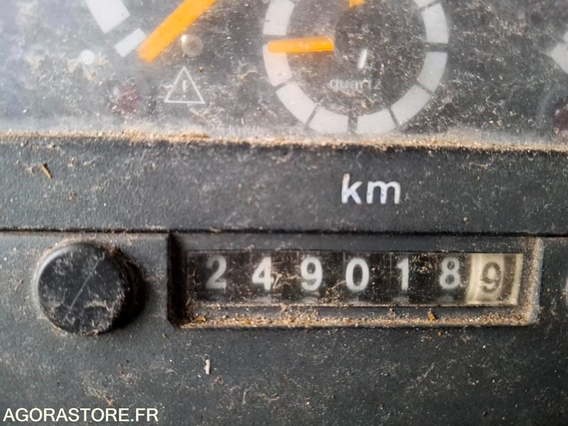 SCANIA M192 Chassis nu 249018 kms 1991 - 트럭 : 사진 5 SCANIA M192 Chassis nu 249018 kms 1991 - 트럭 : 사진 5