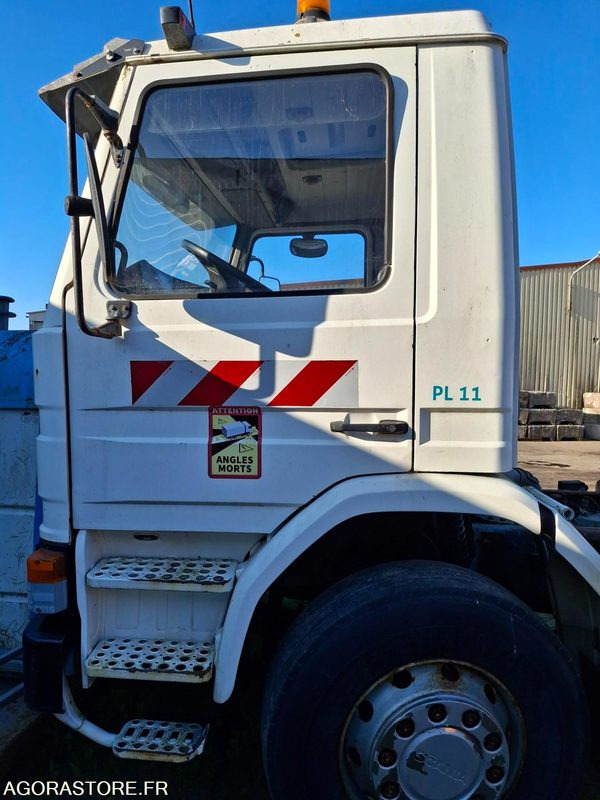 SCANIA M192 Chassis nu 249018 kms 1991 - 트럭 : 사진 3 SCANIA M192 Chassis nu 249018 kms 1991 - 트럭 : 사진 3