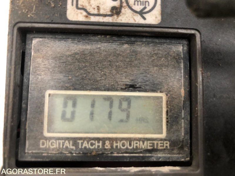 SCIE A SOL HUSQVARNA FS413 - 500 mm - 건설장비 : 사진 3 SCIE A SOL HUSQVARNA FS413 - 500 mm - 건설장비 : 사진 3