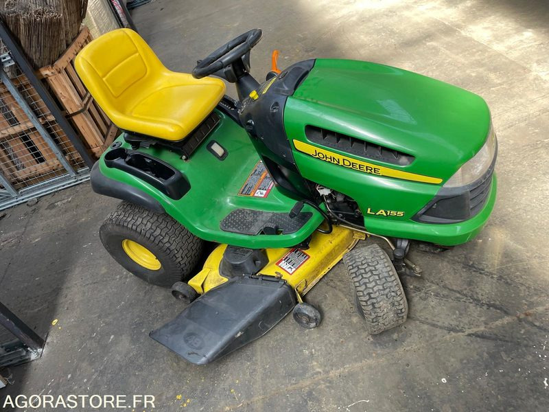 TONDEUSE AUTOPORTEE JOHN DEERE LA155 ESSENCE (PRIX AFFICHE HT - TVA 20%) - 정원 모어 : 사진 2 TONDEUSE AUTOPORTEE JOHN DEERE LA155 ESSENCE (PRIX AFFICHE HT - TVA 20%) - 정원 모어 : 사진 2
