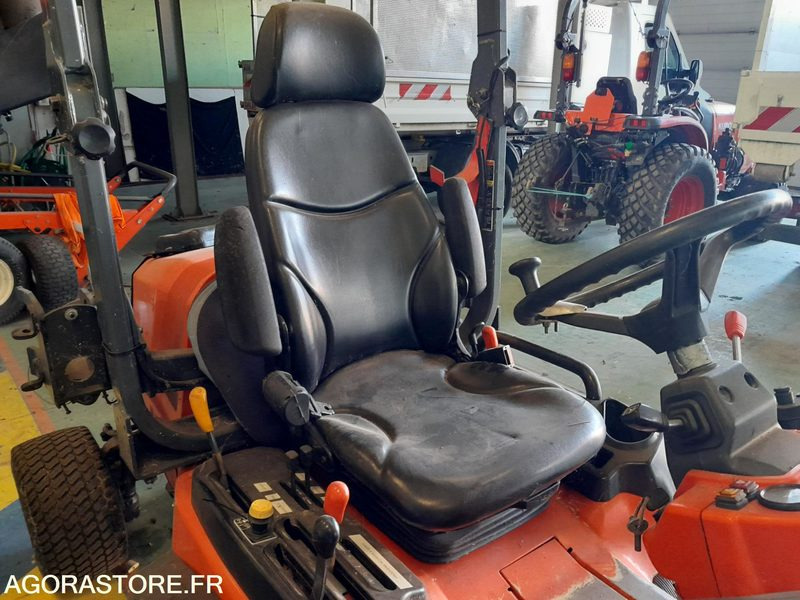 TONDEUSE KUBOTA F3680 DE 2012 - 정원 모어 : 사진 5 TONDEUSE KUBOTA F3680 DE 2012 - 정원 모어 : 사진 5