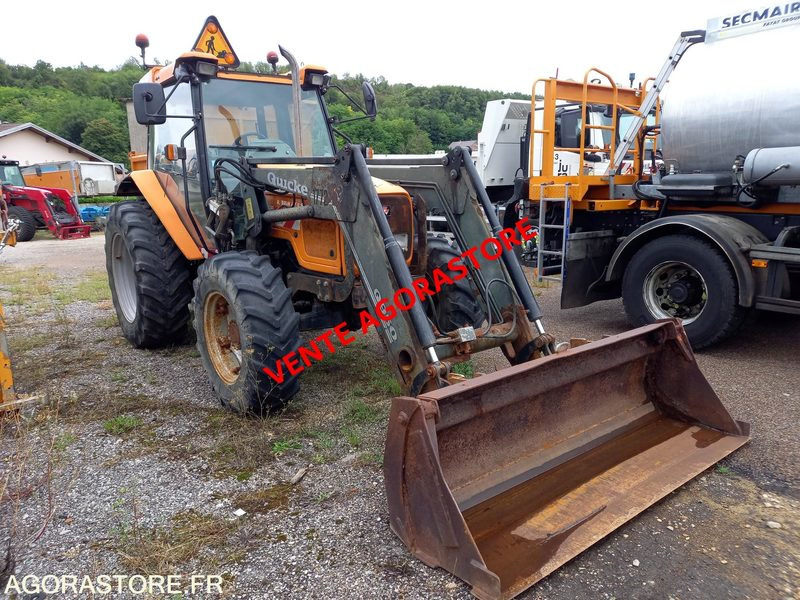 TRACTEUR MASSEY FERGUSON 6245  4X4 - 장궤형 트랙터 : 사진 3 TRACTEUR MASSEY FERGUSON 6245  4X4 - 장궤형 트랙터 : 사진 3