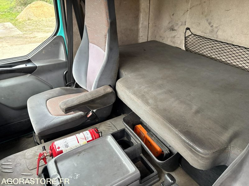 TRACTEUR RENAULT 420 DCI - 트랙터 유닛 : 사진 3 TRACTEUR RENAULT 420 DCI - 트랙터 유닛 : 사진 3