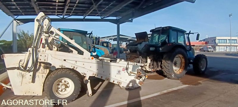 TRACTEUR VALTRA N101H CH-668EQ + CRIBLEUSE CANICAS T230H T141 6334H AM 2007 - 장궤형 트랙터 : 사진 2 TRACTEUR VALTRA N101H CH-668EQ + CRIBLEUSE CANICAS T230H T141 6334H AM 2007 - 장궤형 트랙터 : 사진 2