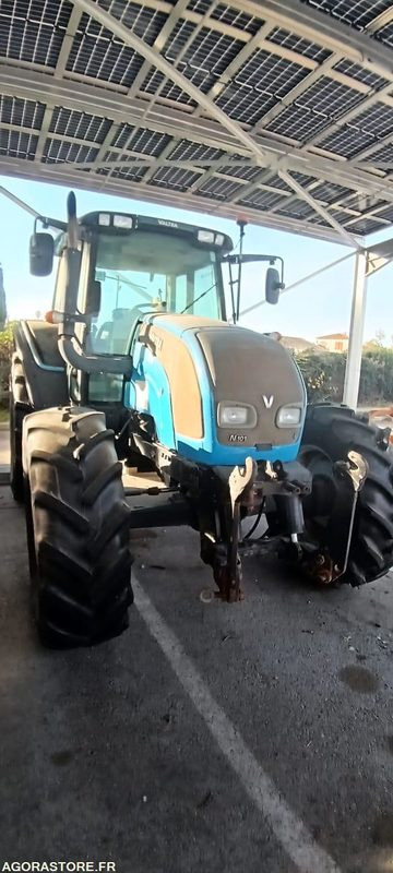 TRACTEUR VALTRA N101H CH-682-EQ 8575H AM 2007 - 장궤형 트랙터 : 사진 1 TRACTEUR VALTRA N101H CH-682-EQ 8575H AM 2007 - 장궤형 트랙터 : 사진 1