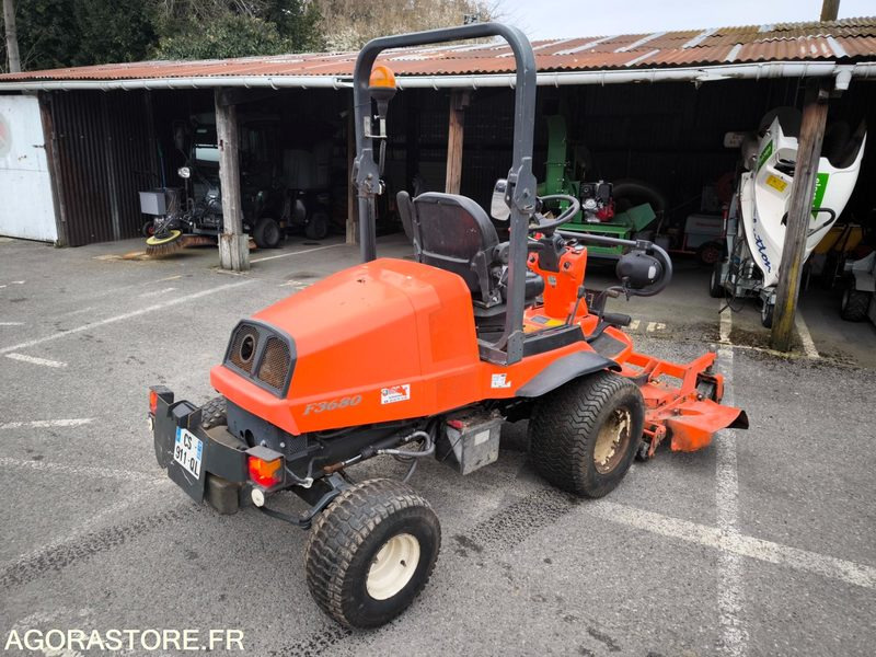 Tondeuse KUBOTA F3680 3688 heures 2013 - 정원 모어 : 사진 1 Tondeuse KUBOTA F3680 3688 heures 2013 - 정원 모어 : 사진 1