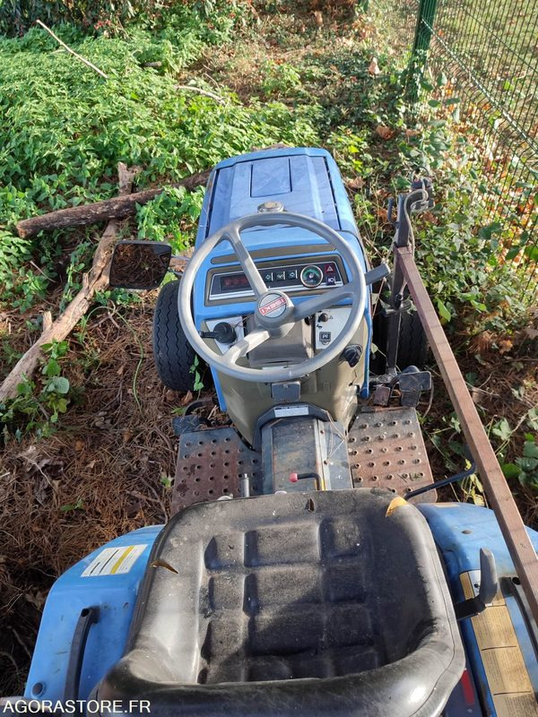 Tracteur ISEKI TM215 - en panne - 장궤형 트랙터 : 사진 3 Tracteur ISEKI TM215 - en panne - 장궤형 트랙터 : 사진 3