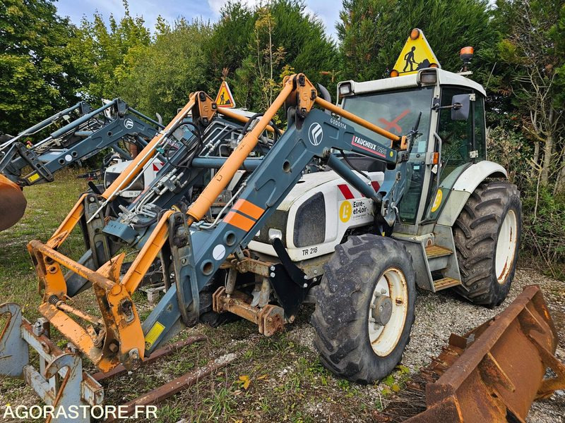 Tracteur Renault ergos - 2000 - 10152H - 2924VB28 - 장궤형 트랙터 : 사진 1 Tracteur Renault ergos - 2000 - 10152H - 2924VB28 - 장궤형 트랙터 : 사진 1