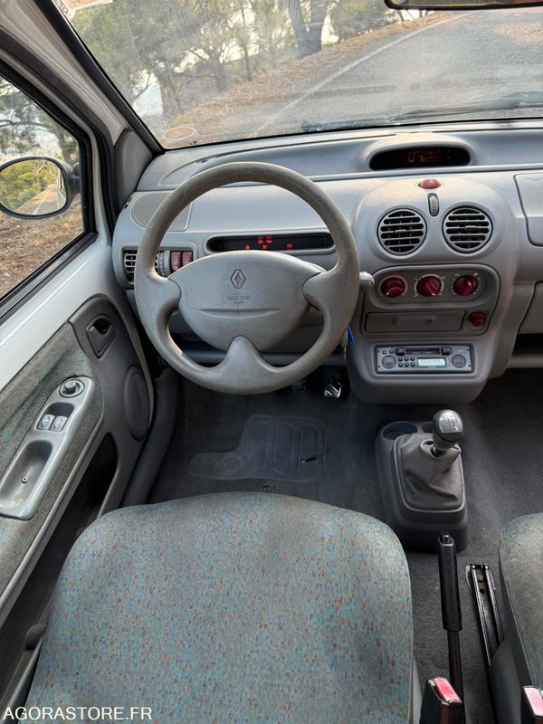 차량 Twingo 1.2 Expression - 2003 : 사진 14