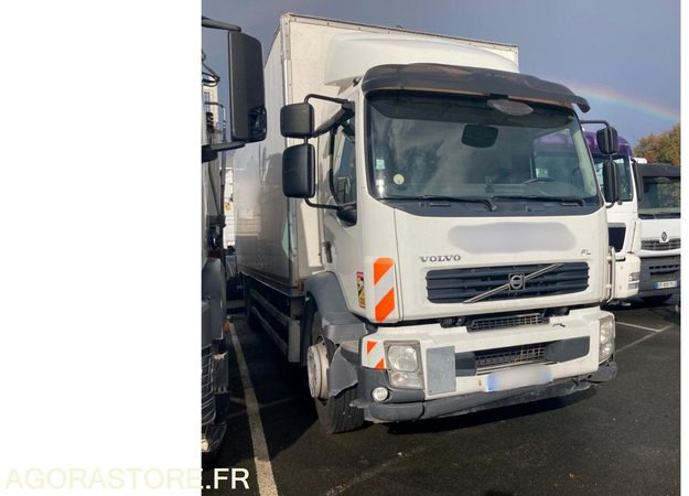 VOLVO  FL 290 - 2013 - 568 476km - 트랙터 유닛 : 사진 2 VOLVO  FL 290 - 2013 - 568 476km - 트랙터 유닛 : 사진 2