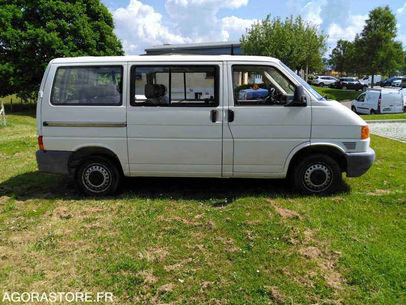 Volkswagen combi transporteur en l'état - 소형 버스, 승합차 : 사진 3 Volkswagen combi transporteur en l'état - 소형 버스, 승합차 : 사진 3