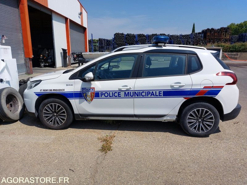 Peugeot 2008 police municipale - SUV : 사진 1 Peugeot 2008 police municipale - SUV : 사진 1