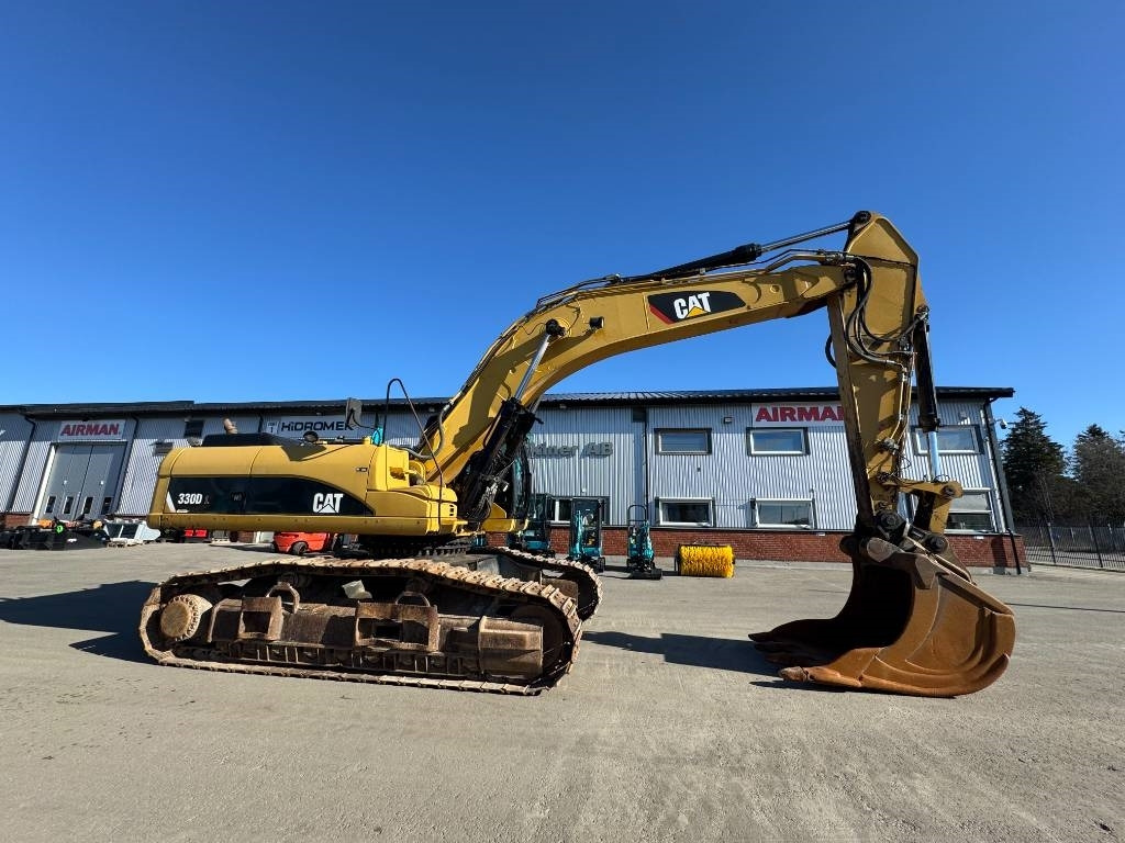 CAT 330 D L - 크롤러 굴삭기 : 사진 1 CAT 330 D L - 크롤러 굴삭기 : 사진 1