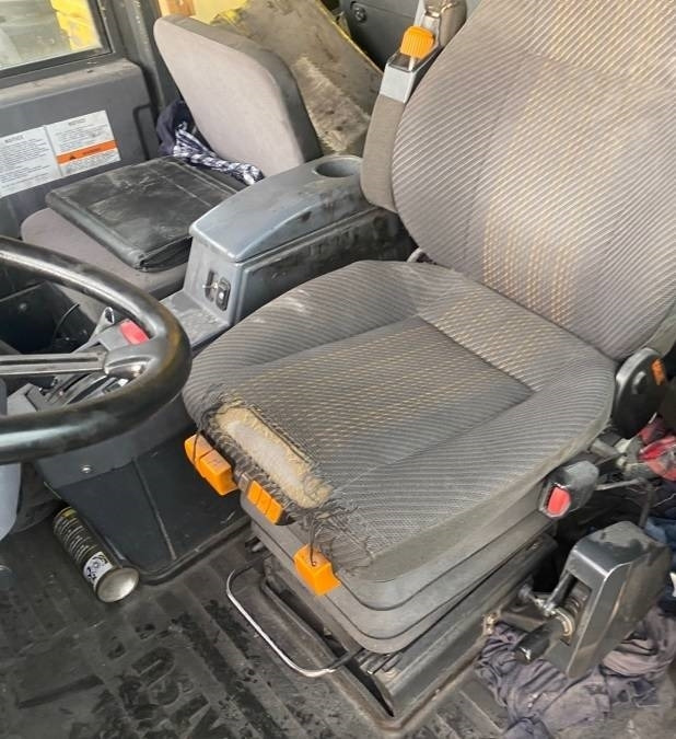 Komatsu HD 405-7 - 리지드 덤프/ 바위 트럭 : 사진 2 Komatsu HD 405-7 - 리지드 덤프/ 바위 트럭 : 사진 2