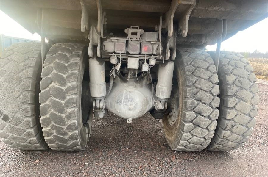 Komatsu HD405-7 - 리지드 덤프/ 바위 트럭 : 사진 5 Komatsu HD405-7 - 리지드 덤프/ 바위 트럭 : 사진 5