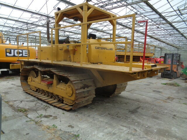 Caterpillar D6C - 장궤형 트랙터 : 사진 3 Caterpillar D6C - 장궤형 트랙터 : 사진 3