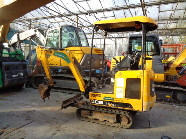 JCB 15C - 미니 굴삭기 : 사진 2 JCB 15C - 미니 굴삭기 : 사진 2
