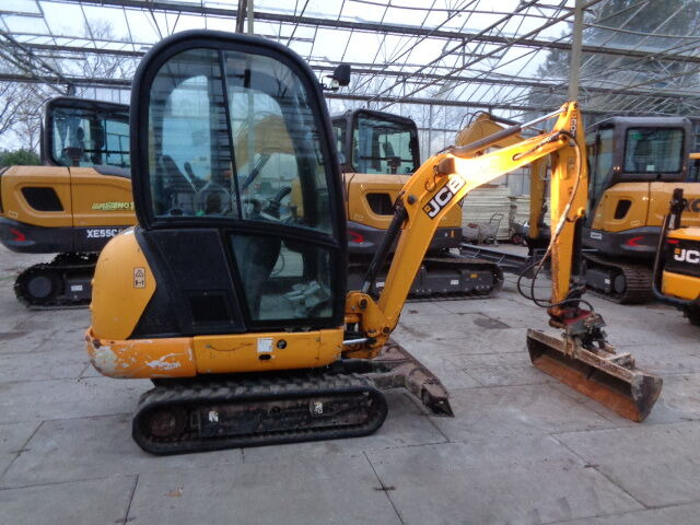JCB 8018 - 미니 굴삭기 : 사진 3 JCB 8018 - 미니 굴삭기 : 사진 3