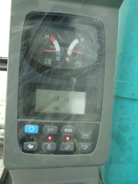 KOBELCO SK250 NLC-BE - 크롤러 굴삭기 : 사진 4 KOBELCO SK250 NLC-BE - 크롤러 굴삭기 : 사진 4