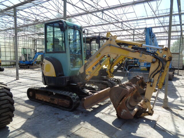 Yanmar VIO25-4 - 미니 굴삭기 : 사진 2 Yanmar VIO25-4 - 미니 굴삭기 : 사진 2