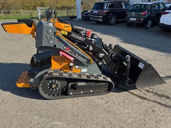 GiANT GS 950T  - 스키드 스티어 로더 : 사진 3 GiANT GS 950T  - 스키드 스티어 로더 : 사진 3
