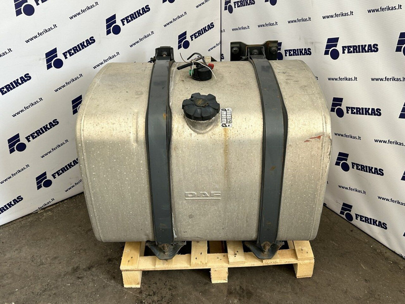 DAF 335L 620x675x860 - 연료 탱크 트럭 용 : 사진 1 DAF 335L 620x675x860 - 연료 탱크 트럭 용 : 사진 1