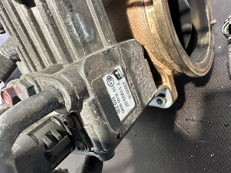 DAF exhaust brake valve - 브레이크 부품 트럭 용 : 사진 4 DAF exhaust brake valve - 브레이크 부품 트럭 용 : 사진 4