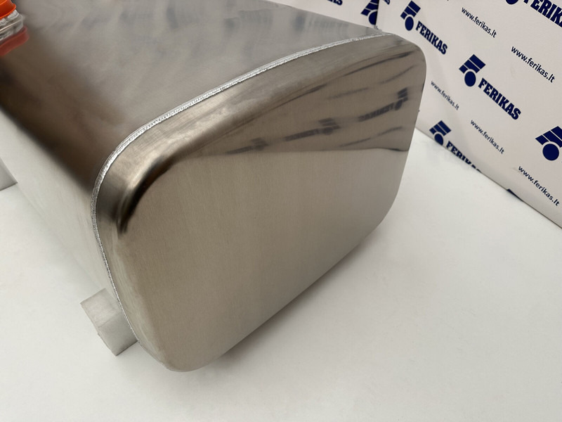Iveco New aluminum fuel tank 350L - 연료 탱크 트럭 용 : 사진 2 Iveco New aluminum fuel tank 350L - 연료 탱크 트럭 용 : 사진 2