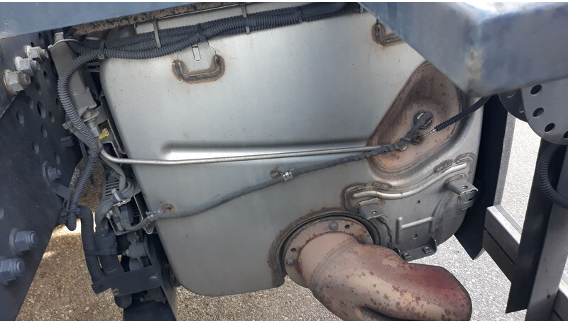 Mercedes-Benz Actros MP4 - 촉매 컨버터 트럭 용 : 사진 3 Mercedes-Benz Actros MP4 - 촉매 컨버터 트럭 용 : 사진 3