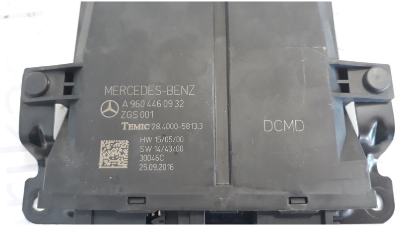 Mercedes-Benz Actrosdoor control unit - ECU 트럭 용 : 사진 3 Mercedes-Benz Actrosdoor control unit - ECU 트럭 용 : 사진 3