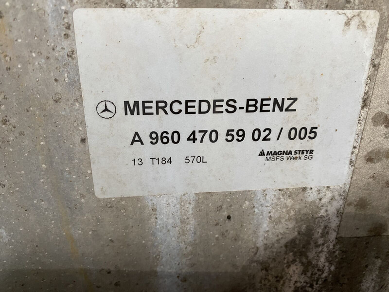 Mercedes-Benz with brackets - 연료 탱크 트럭 용 : 사진 5 Mercedes-Benz with brackets - 연료 탱크 트럭 용 : 사진 5