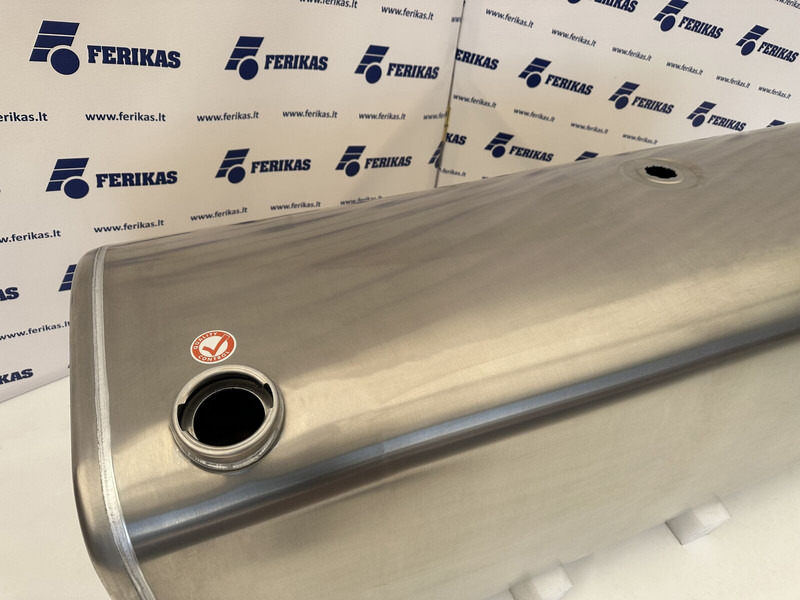Volvo New aluminum fuel tank 650L - 연료 탱크 트럭 용 : 사진 4 Volvo New aluminum fuel tank 650L - 연료 탱크 트럭 용 : 사진 4