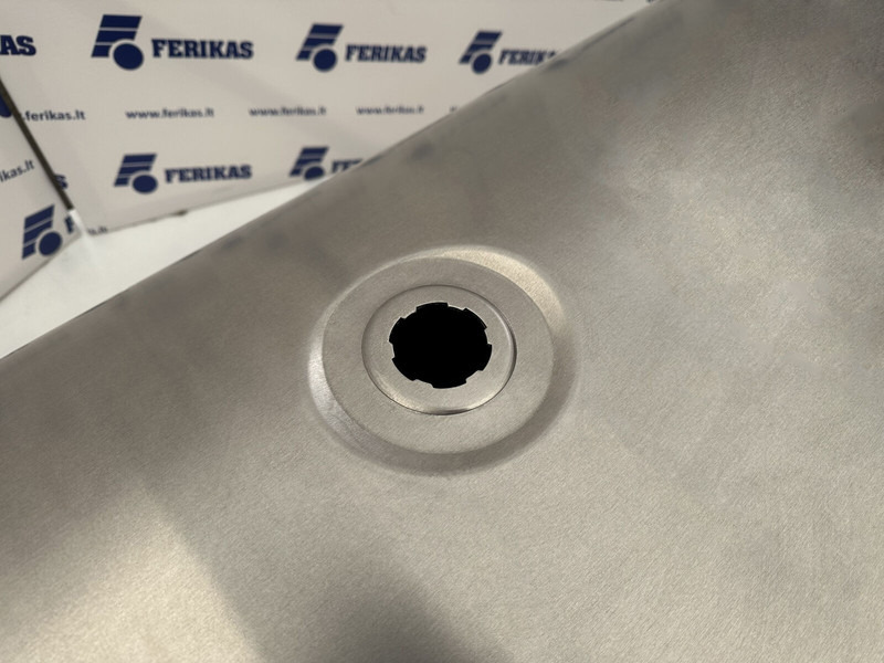 Volvo VOLVO RENAULT - 연료 탱크 트럭 용 : 사진 5 Volvo VOLVO RENAULT - 연료 탱크 트럭 용 : 사진 5