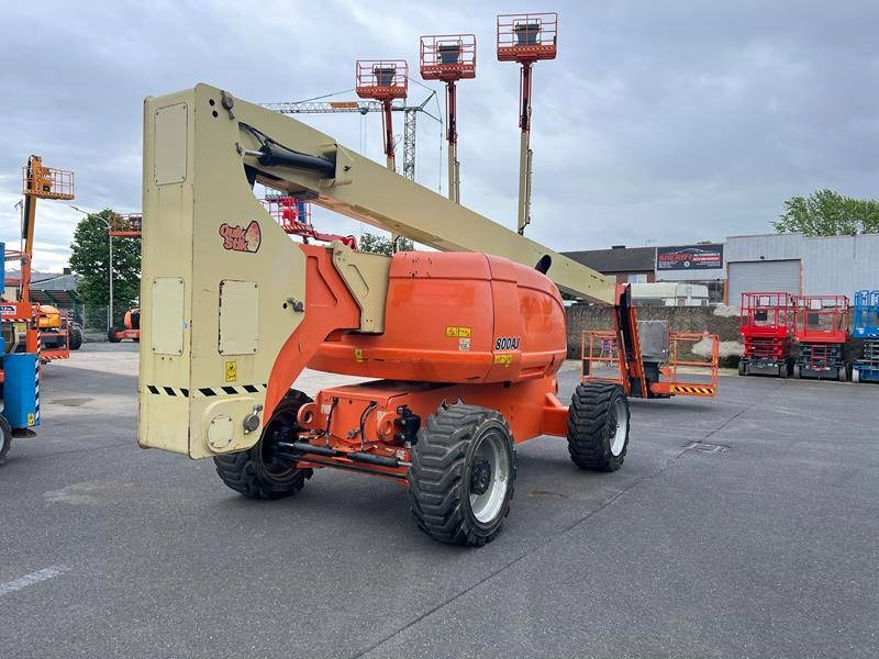 JLG 800AJ diesel 4x4 26m (1787) - 관절 붐 : 사진 3 JLG 800AJ diesel 4x4 26m (1787) - 관절 붐 : 사진 3
