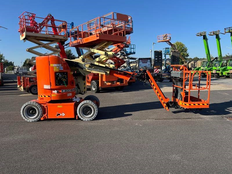 JLG E300 AJP elektro 11m (1791) - 관절 붐 : 사진 1 JLG E300 AJP elektro 11m (1791) - 관절 붐 : 사진 1