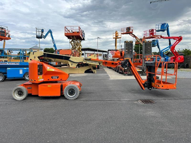 JLG E400AJPN elektro 14m (1779) - 관절 붐 : 사진 2 JLG E400AJPN elektro 14m (1779) - 관절 붐 : 사진 2