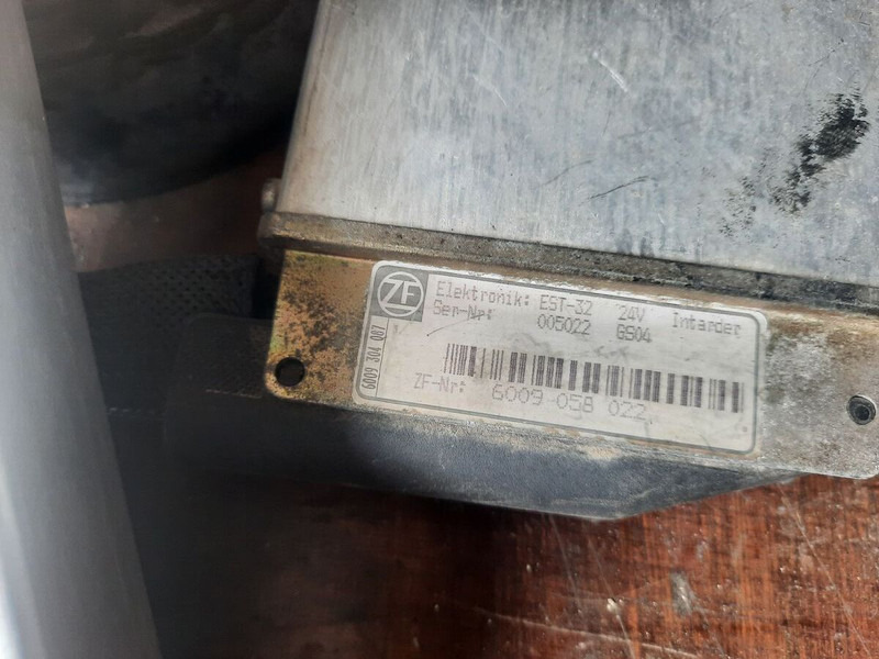 Bosch Bader 0504.1.A00 EST-32 - ECU : 사진 2 Bosch Bader 0504.1.A00 EST-32 - ECU : 사진 2