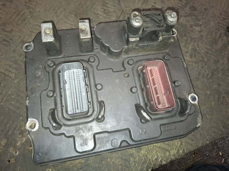 Cummins P 5317106 CM2350 ECM PCM - ECU : 사진 1 Cummins P 5317106 CM2350 ECM PCM - ECU : 사진 1