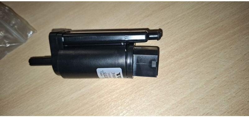 Hella 8TW 004 764-041 - 예비 부속 : 사진 3 Hella 8TW 004 764-041 - 예비 부속 : 사진 3