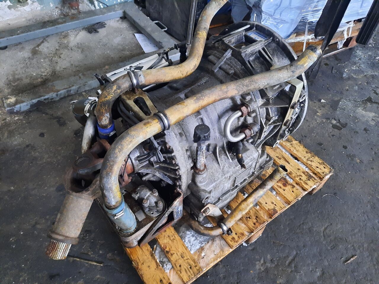 IVECO ZF 6HP604C Cursor 8. 6HP594C IVECO Cursor 8 - 기어박스 버스 용 : 사진 3 IVECO ZF 6HP604C Cursor 8. 6HP594C IVECO Cursor 8 - 기어박스 버스 용 : 사진 3