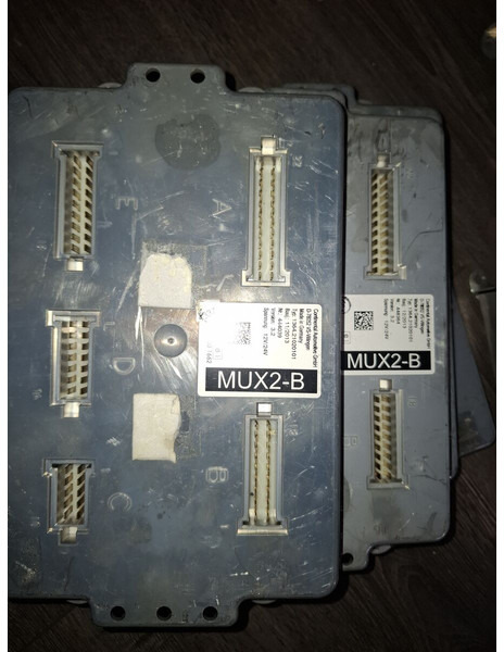 MAN MUX2-M 1364.21020101/ 1364.21010101 - ECU : 사진 1 MAN MUX2-M 1364.21020101/ 1364.21010101 - ECU : 사진 1