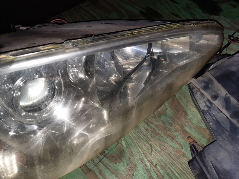 MAN . Скания . Вольво. Неоплан. - 전조등 : 사진 5 MAN . Скания . Вольво. Неоплан. - 전조등 : 사진 5