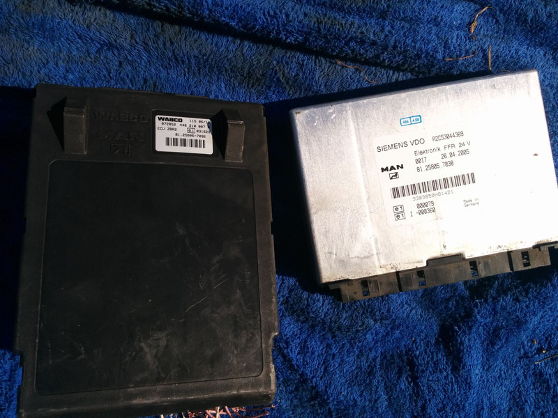 MAN WABCO ECU ZBR2 / 81.25806.7096. - ECU : 사진 5 MAN WABCO ECU ZBR2 / 81.25806.7096. - ECU : 사진 5