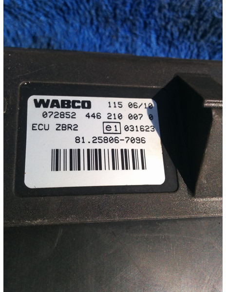 MAN WABCO ECU ZBR2 / 81.25806.7096. - ECU : 사진 2 MAN WABCO ECU ZBR2 / 81.25806.7096. - ECU : 사진 2